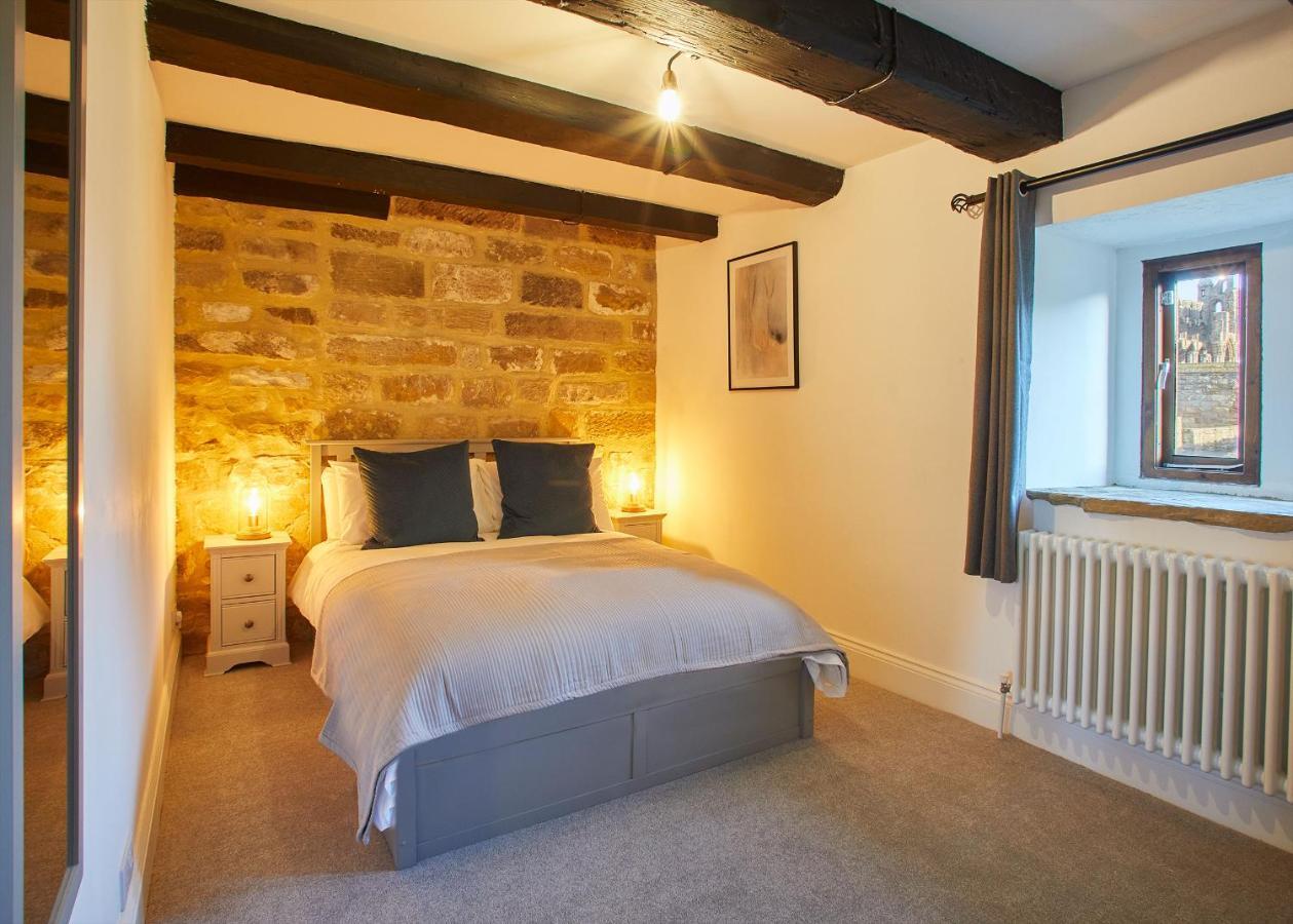Host & Stay - The Coach House Whitby Bagian luar foto