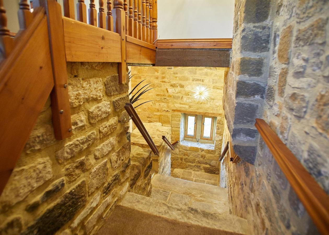 Host & Stay - The Coach House Whitby Bagian luar foto